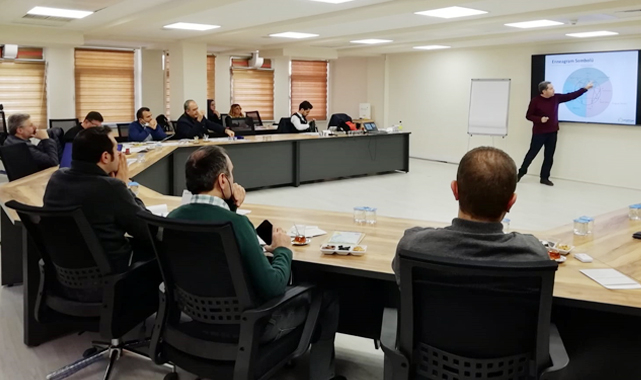KOSKİ'den yöneticilerine eğitim
