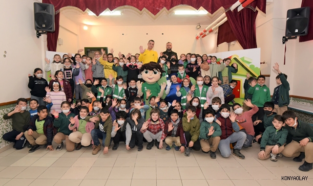 Karatay Belediyesi sıfır atıkta tiyatro ile farkındalık oluşturuyor
