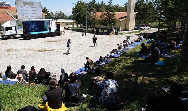 Gençler oyun sektöründeki yeteneklerini Konya'da sergiliyor