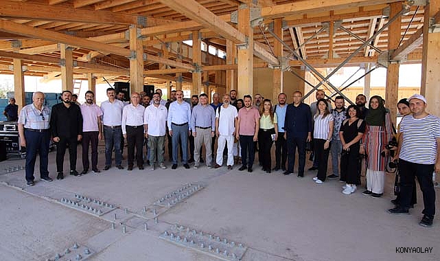 Altay, Çatalhöyük Tanıtım ve Karşılama Merkezi’ni basına tanıttı