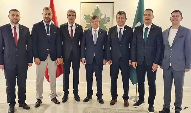 AKP'li dernek başkanı Gelecek Partisi'ne geçti, başkan danışmanı oldu