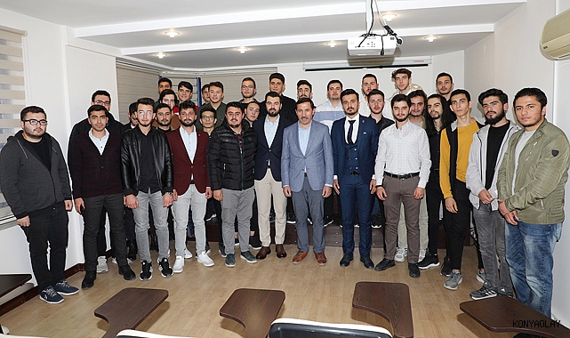 Kılca, yerel yönetimler konusundaki tecrübelerini MTTB’li gençlerle paylaştı