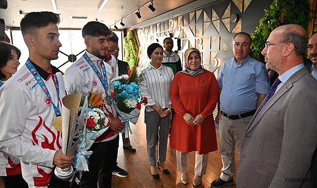 Pekyatırmacı şampiyonları ağırladı