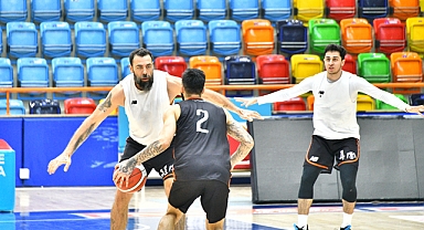 Konyaspor, Anadolu Efes'e bileniyor