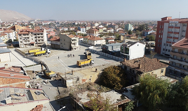 Osmanlı Kent Meydanı için ilk kazma vuruldu