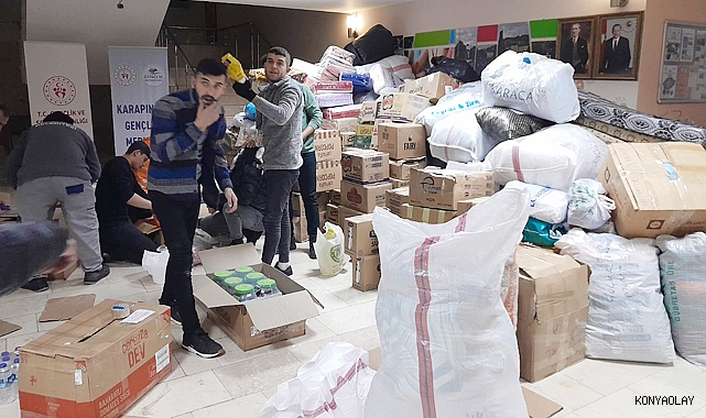 Yardım malzemeleri Karapınar'dan yola çıktı
