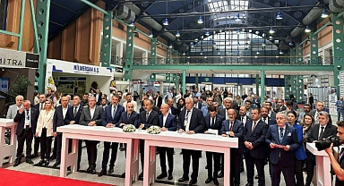 Diyabaz ve Mermer Ocağı İktisadi İşletmesi'ne fuarda tam not