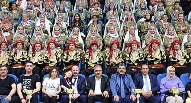 Ilgın Belediyesi Halk Oyunları Ekibi 4 kupa kazandı