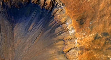 Mars'ta meydana gelen deprem 6 saat sürdü...