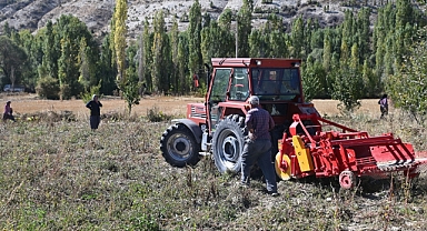 Selçuklu Belediyesi'nden Patates Ekim ve Söküm Aracı desteği