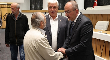 Yaylapınar Mahallesi'nde tapular teslim ediliyor...