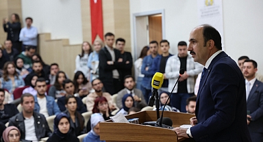 Altay: Dünyayı siz değiştireceksiniz