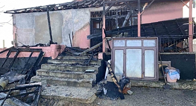 Ev yangında kullanılamaz hale geldi