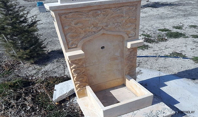 Mezarlıktaki çeşmelerin musluklarını çaldılar