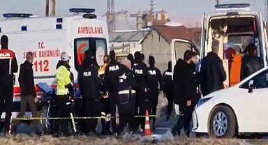 TIR, ekip otosuna arkadan çarptı; 1 polis şehit oldu