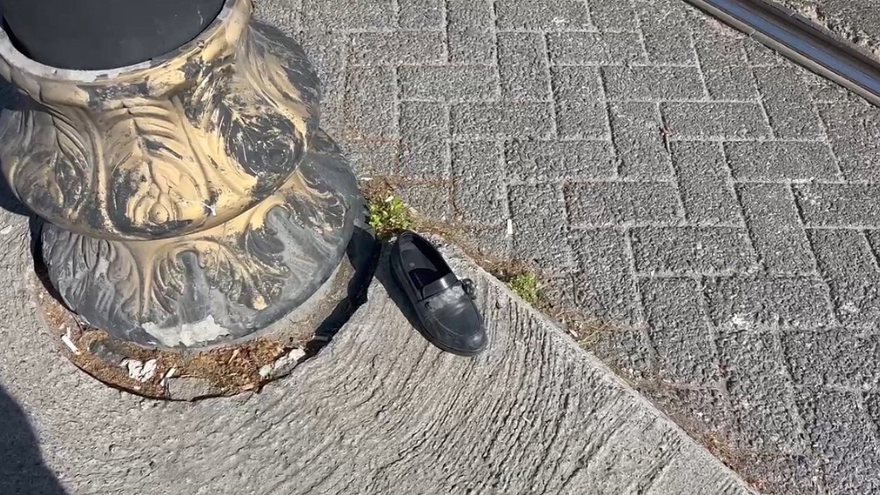 Tramvayın çarptığı kadın hayatını kaybetti