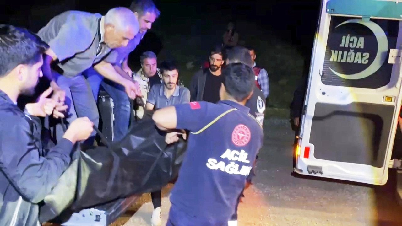 Pancar toplarken kayalıklardan düşerek can verdi