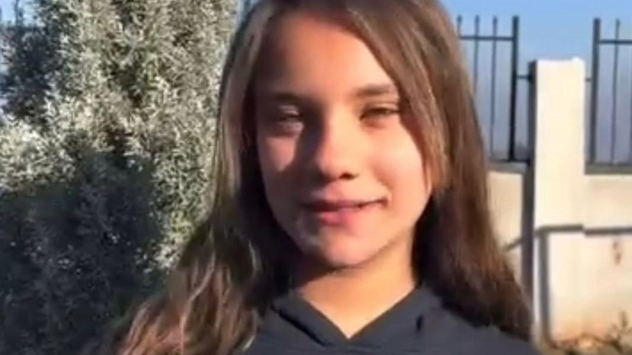 Kızını tüfekle öldürüp, eşini ağır yaraladı