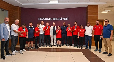Başkan Pekyatırmacı Avrupa Şampiyonu Özel Milli Sporcuları ağırladı