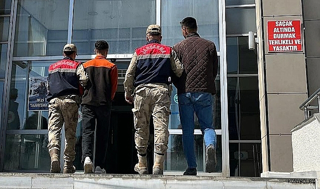 Bitliste jandarma 5 kaçak göçmen ve 2 organizatör yakalandı