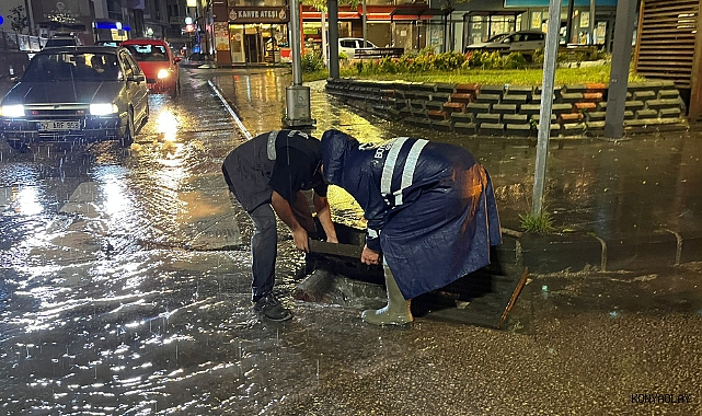 Cadde ve Evler Göle Döndü: Fatsa’da Sağanak Etkili Oldu