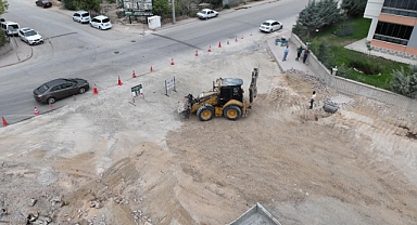 Karatay'da asfalt mesaisi devam ediyor