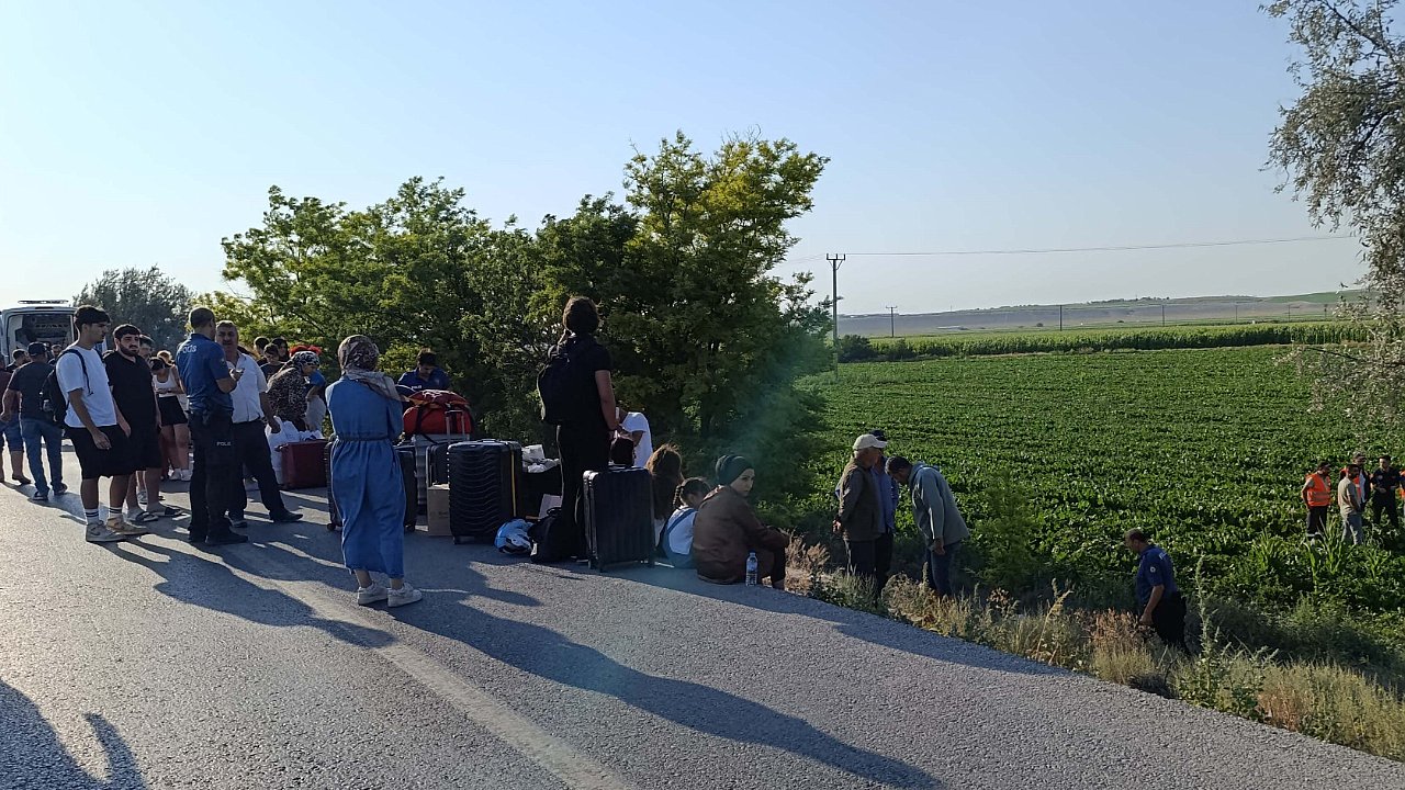 Konya'da yolcu otobüsü kaza Yaptı: 7 kişi yaralandı