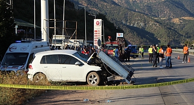 Anne, böbreğini verdiği oğluyla birlikte kazada öldü