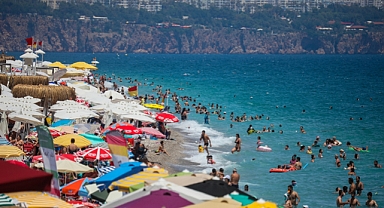 Antalya'nın yeni hedefi 17 milyon turist 