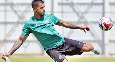 Konyaspor İstanbul'a puan umudu ile gidiyor