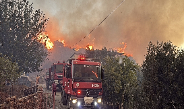 Alanya'daki orman yangınında 2'nci gün
