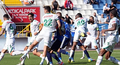 Konyaspor rahat kazanacağı maçta 1-1 berabere kaldı
