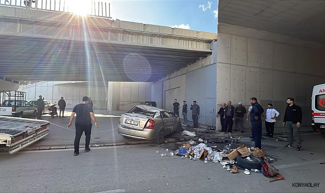 Otomobil bariyerlerden aşağıya uçtu 2 kişi yaralandı