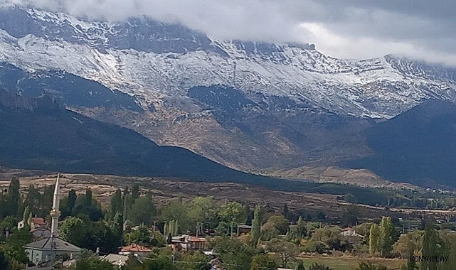 Seydişehir'e kar yağdı,Küpe Dağı beyaza büründü