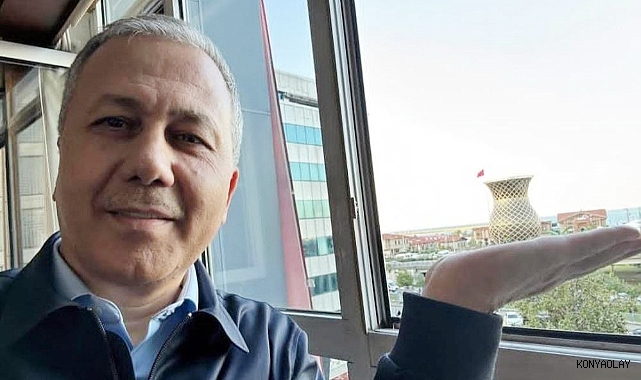 Yerlikaya da akıma uydu, dev bardakla poz verdi