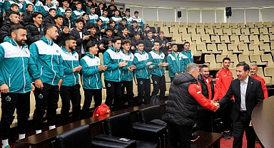 Başkan Kılca Karatay Belediyespor’un futbol takımlarıyla beraber oldu