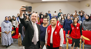 Başkan Pekyatırmacı gençlerle bir araya geldi