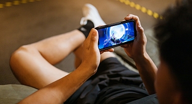 Konyalı uzmanlar uyardı! Gençlerde Beyin Çürümesine dikkat