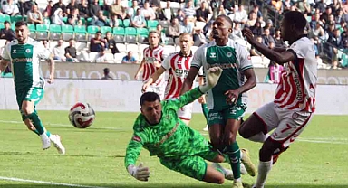 Konyaspor Samsunspor'a sahasında 3-1 yenildi