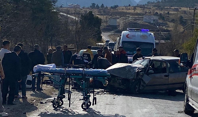 Korkutan Kaza: Çarpışan Araçlardan 3 Kişi Yaralı Çıktı