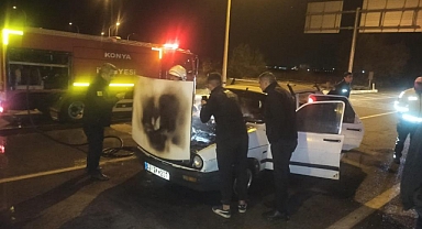 Seydişehir’de Kırmızı Işıkta Bekleyen Otomobilde Yangın Çıktı