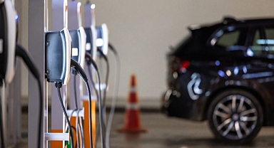 Türkiye'de şarj noktası sayısı 36 bin 984'e yükseldi   