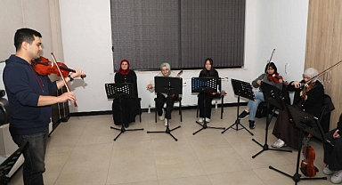 Ali Ulvi Kurucu Gençlik Merkezi'nde eğitimler sürüyor 