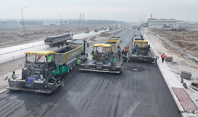 Aslım Caddesi’nde tramvay hattı için asfalt çalışmaları hızlandı