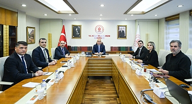 Başkan Altay bakanlarla Konya projelerini görüştü