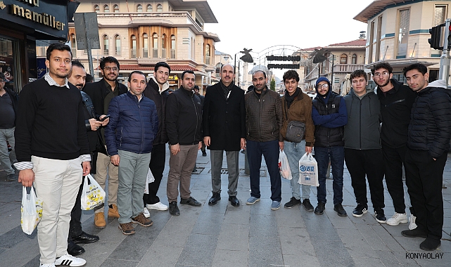 Başkan Altay, Şeb-i Arus için Konya’ya gelen misafirler ve esnafla buluştu