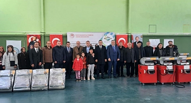 Bozkır'da çiftçilere makine ve ekipman desteği 