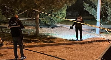 Husumetli iki grup arasında çıkan kavga kanlı bitti: 2 yaralı