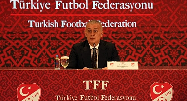 İbrahim Hacıosmanoğlu: “Türk futbolunun sorunları yıllardır kapının arkasına süpürüldü”