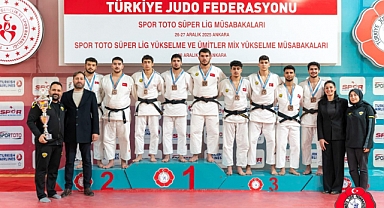 Judoda tarihi başarı